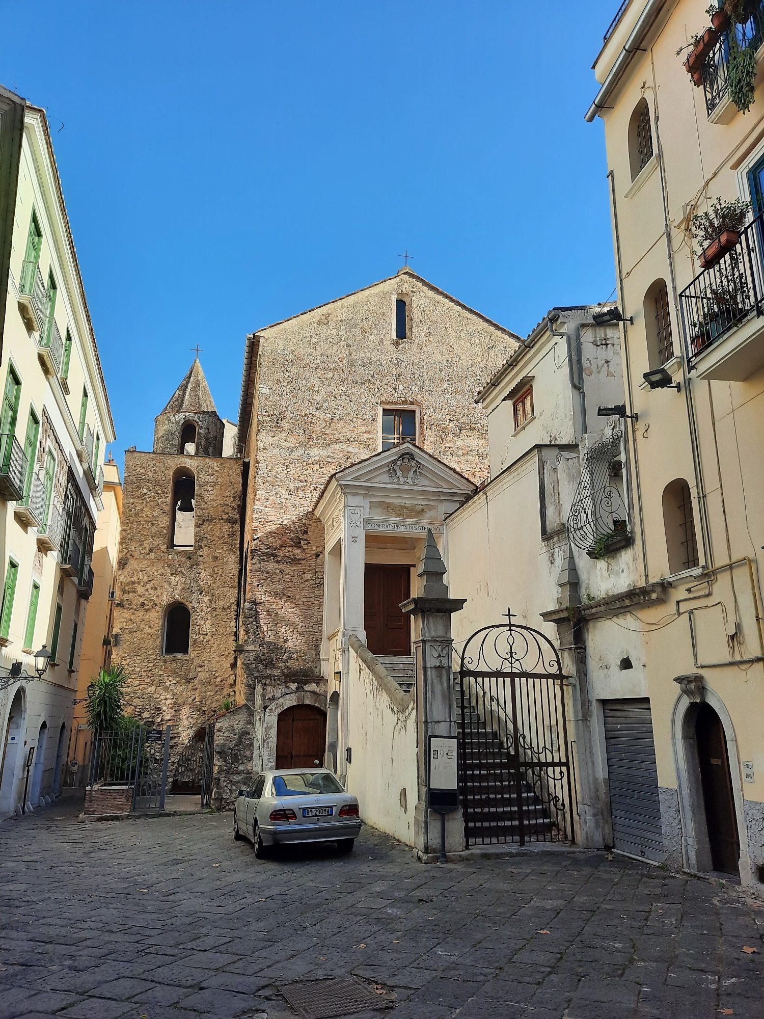 S. Pietro a Corte, Salerno - 01.jpg